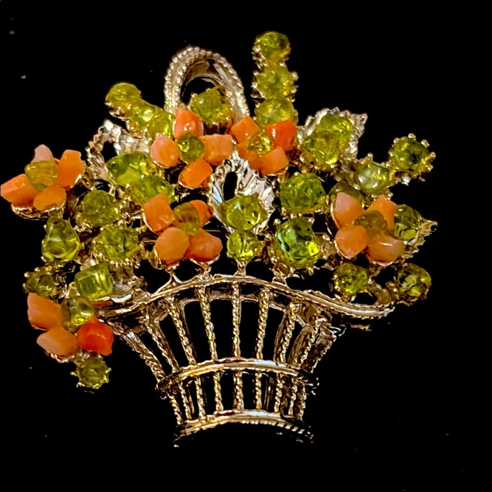 Vintage Hawaiian Coral and olivine Floral Basket Brooch